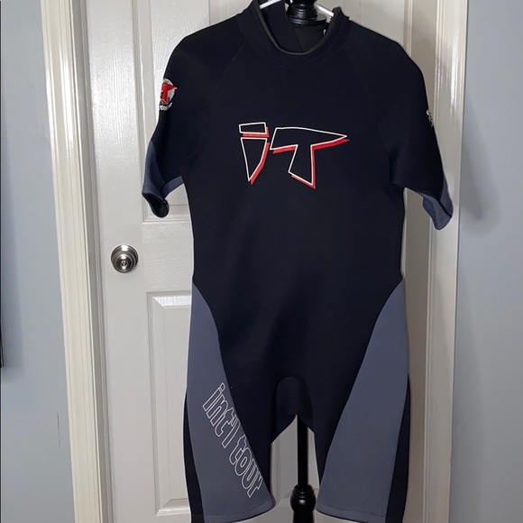 international tour wetsuit 956 - Picture 1 of 4